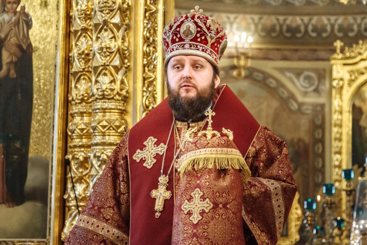 Пасхальное видеопоздравление архиепископа Подольского и Люберецкого Аксия